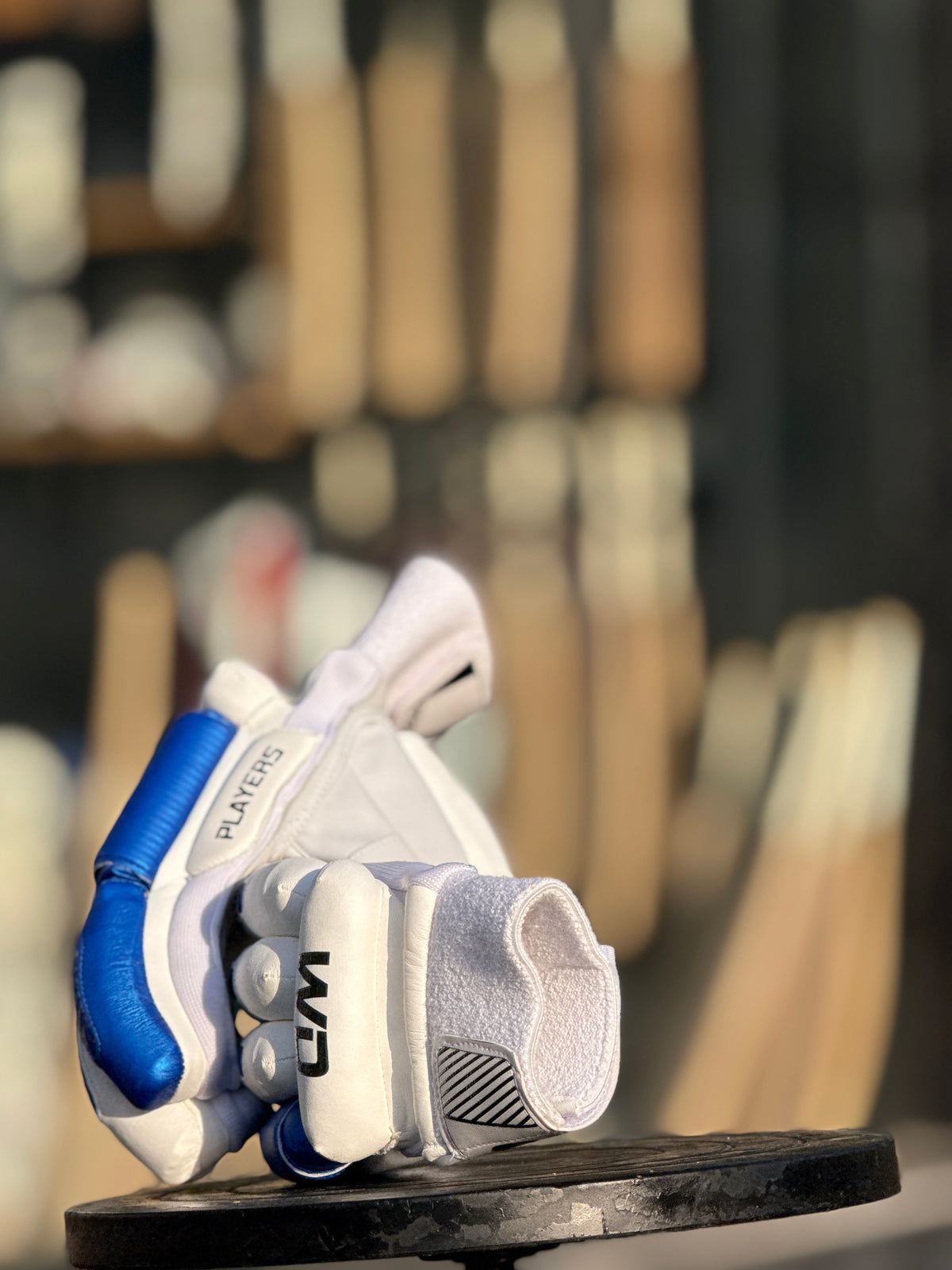 PLAYERS BATTING GLOVES