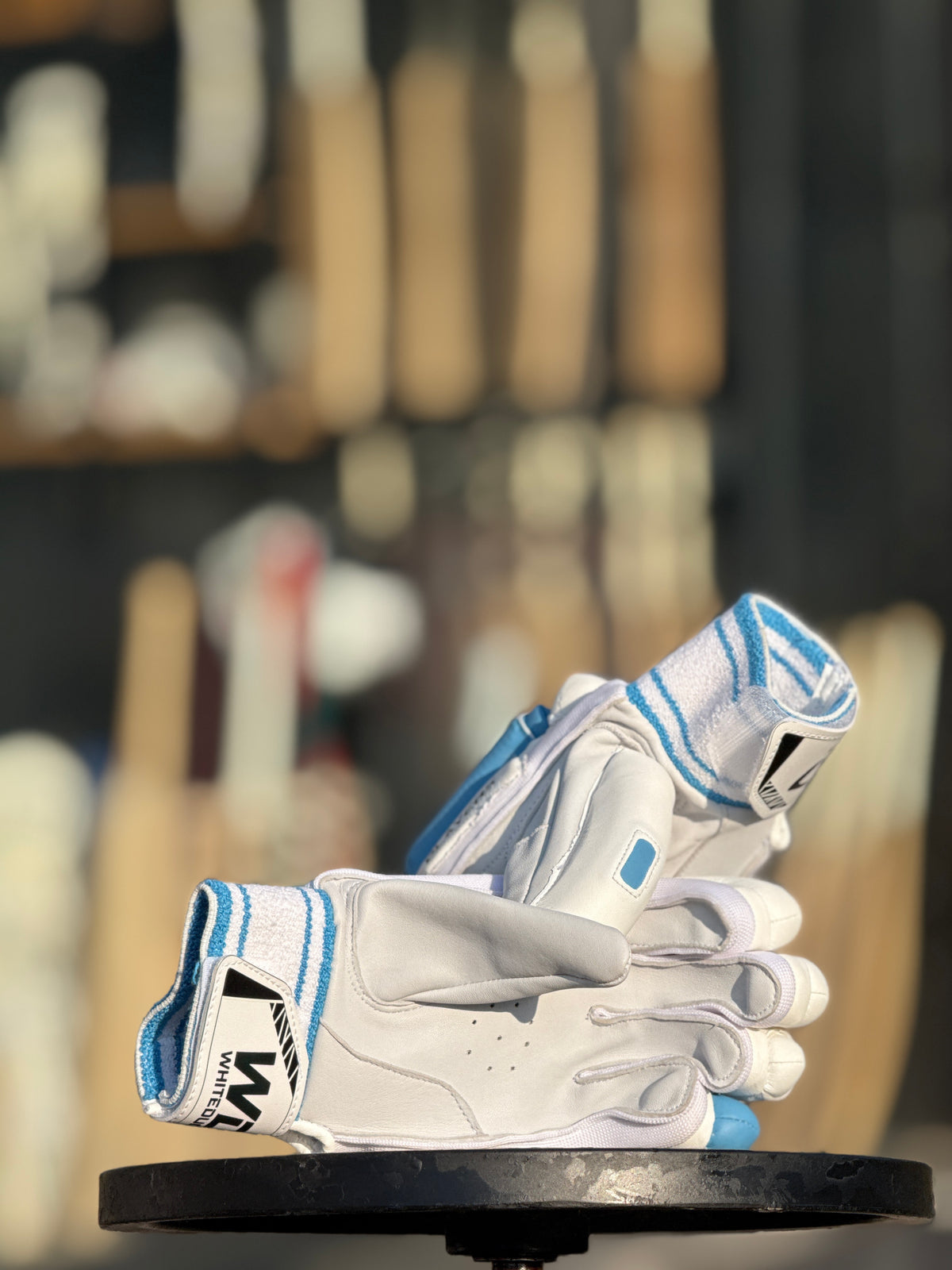 PLAYERS BATTING GLOVES