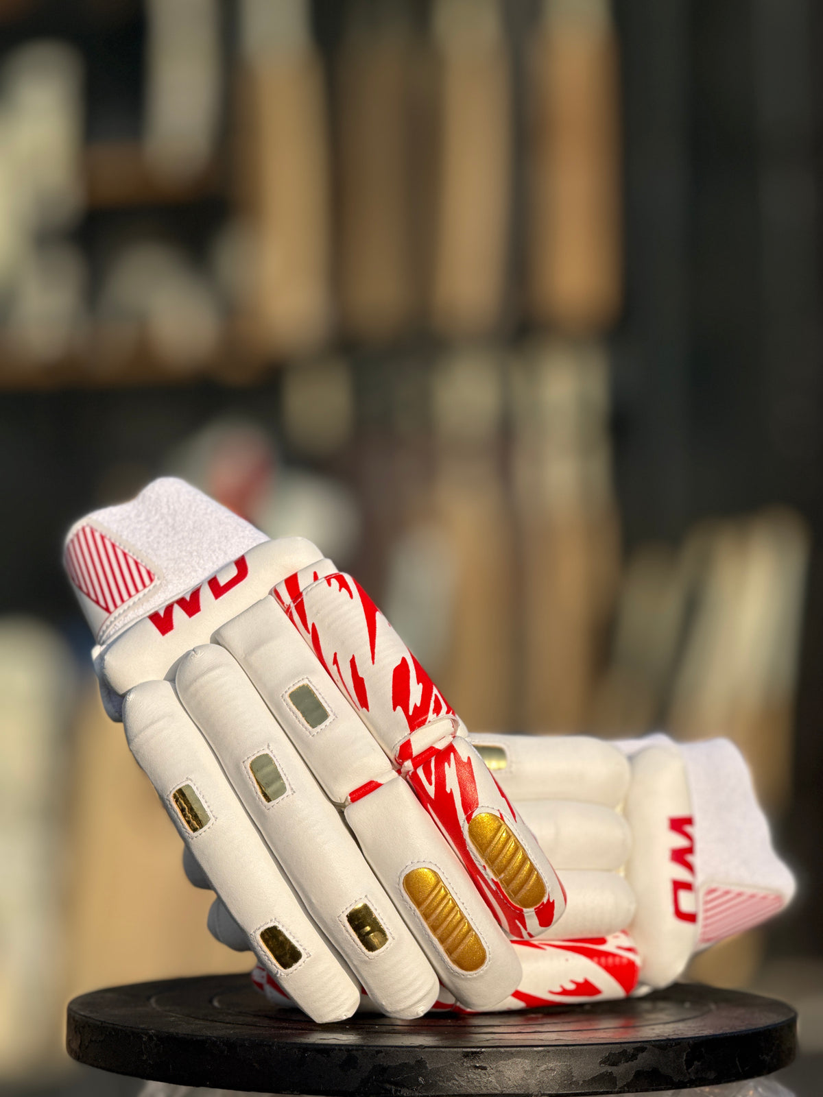 PLAYERS BATTING GLOVES